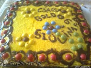 Háromszínű torta