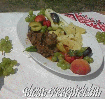 Marhapörkölt