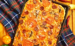 Extrán magyaros pizza
