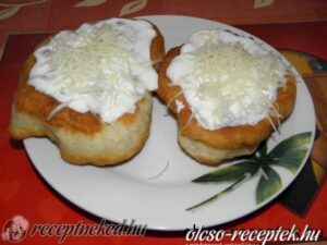 Burgonyás lángos kép