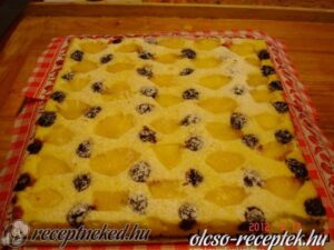 Gyümölcsös túrós pite