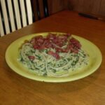 Spenótos spagetti