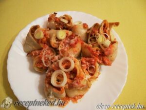 Pizzás palacsinta falatok kép
