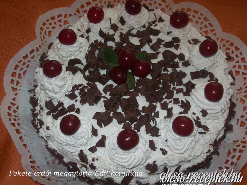Fekete-erdei meggytorta