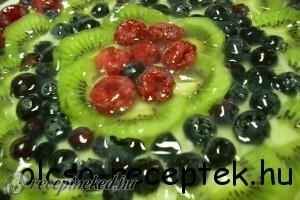 Sokszinű kaleidoszkóp kép